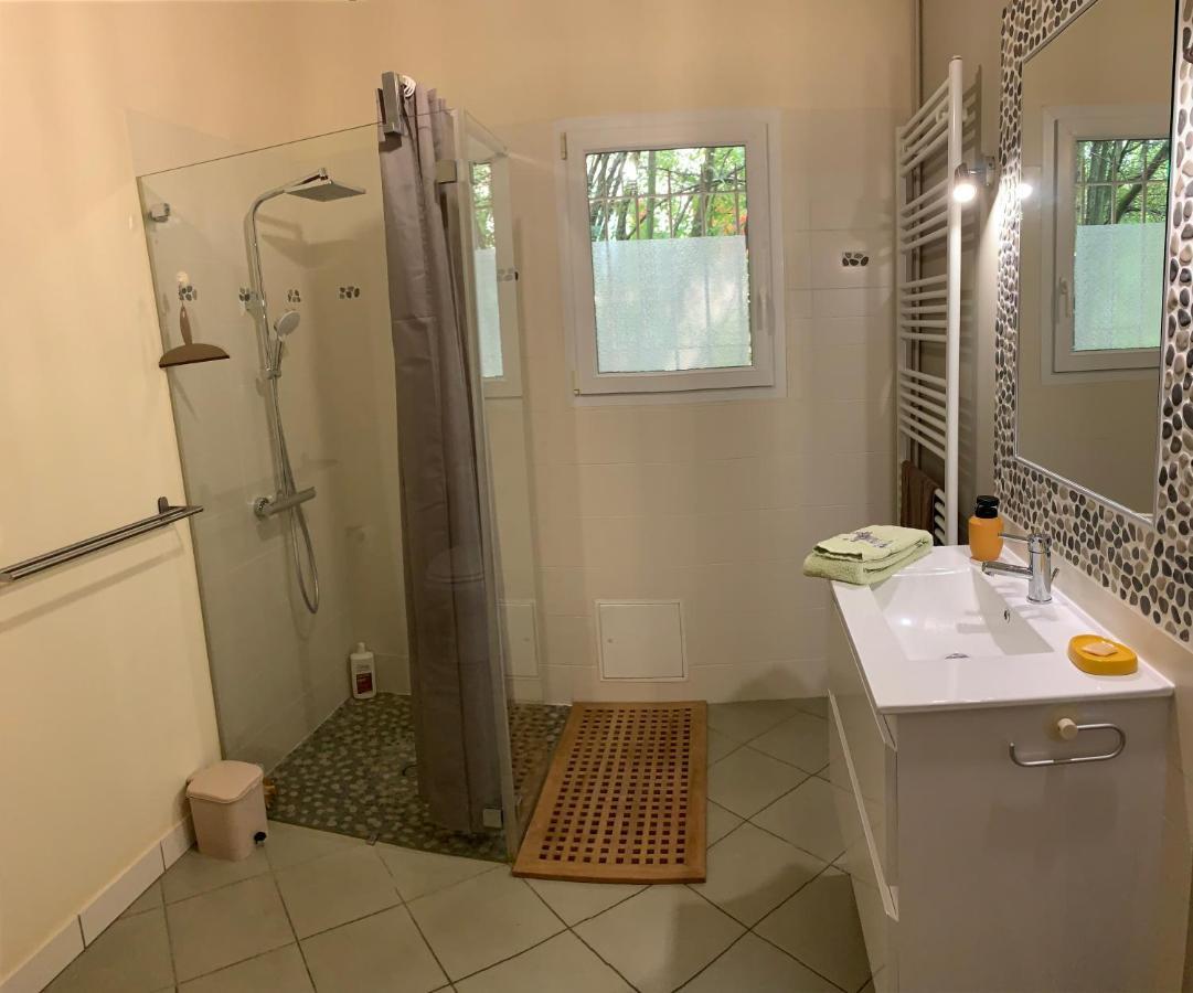 Suite Privative Abella - Aile De Maison Bourgeoise Ambares-et-Lagrave Exterior foto